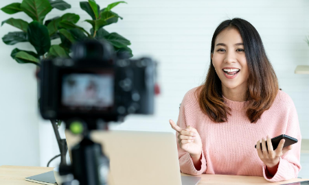 Business Bulletin: Stay in sight, Stay in mind – using video to keep your business message strong