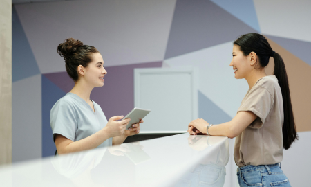 Your Reception Desk Will Send The Wrong Impression In One-Tenth Of A Second If You Make These Mistakes